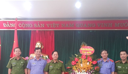 Viện kiểm sát nhân dân thành phố Hà Nội làm việc với Học viện cảnh sát...